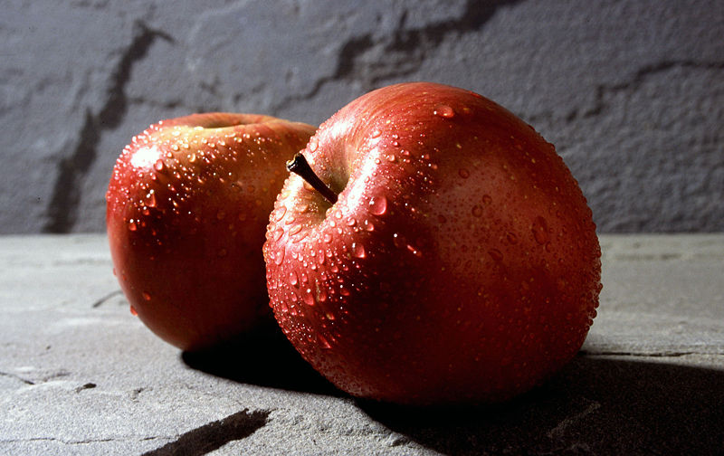 File:Fuji apple.jpg